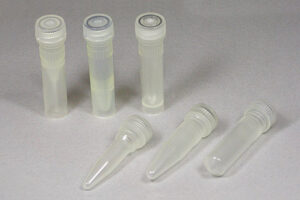 ギザ付スクリューキャップチューブ